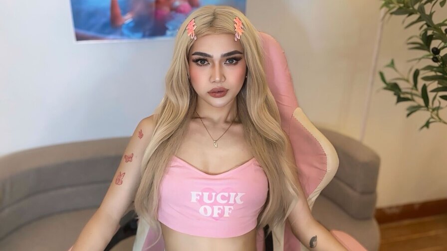 MiraMoxie